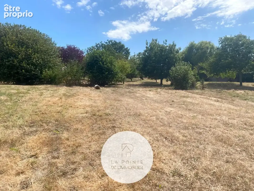 Photo Terrain à Lamballe au prix de 154 000€