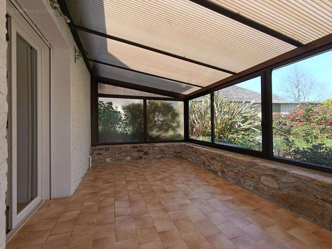 Maison à SAINT-GERAND