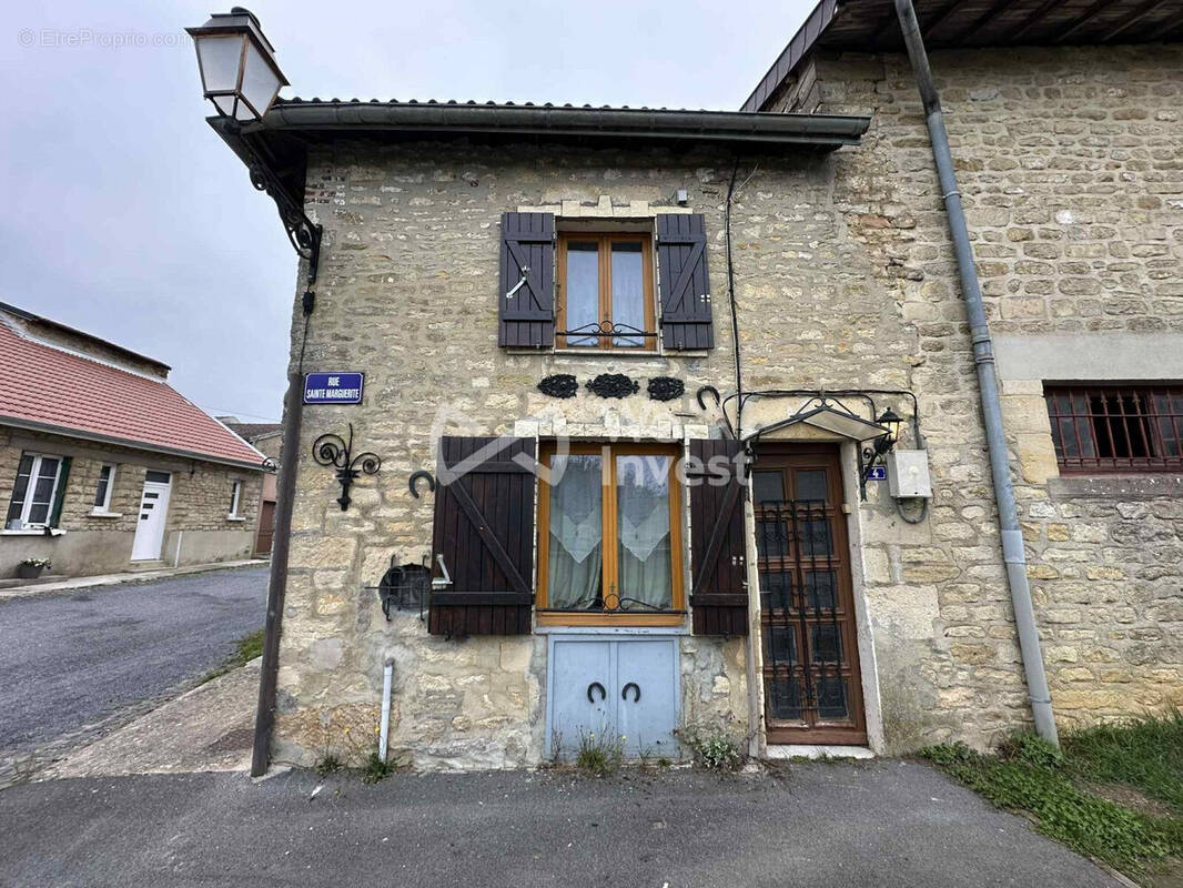 Maison à BEAUMONT-EN-ARGONNE