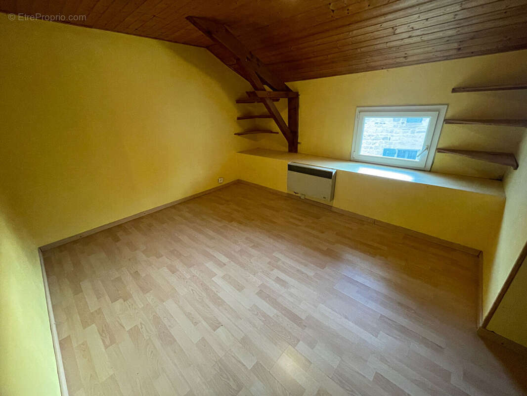 Maison à SAINT-SYLVESTRE-SUR-LOT