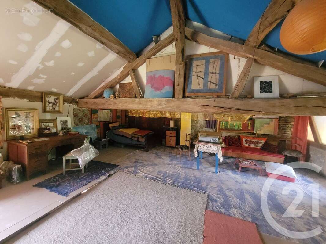 Maison 431 m² à Montpont-En-Bresse  - photo 7