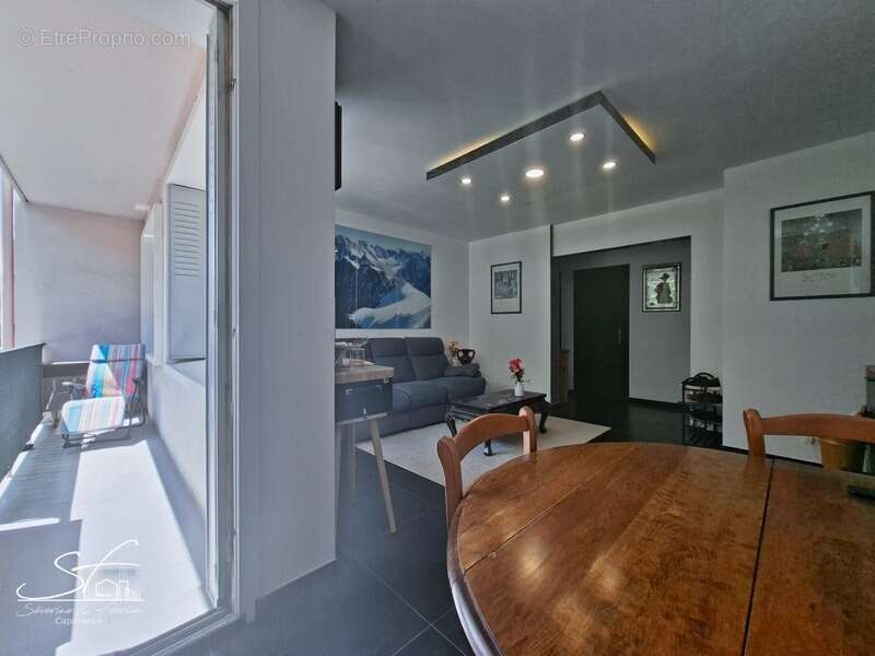 Appartement à BARBERAZ