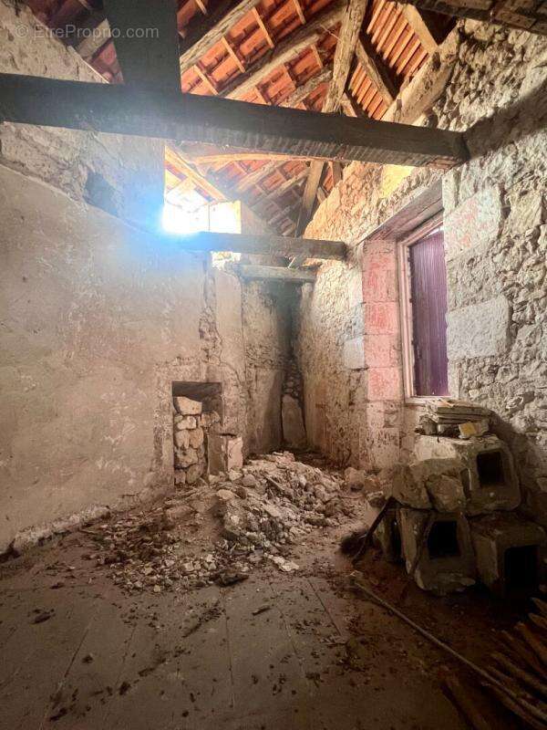 Maison à TOCANE-SAINT-APRE