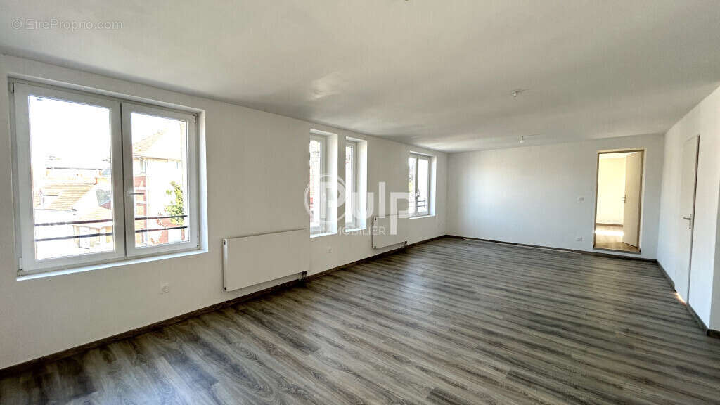 Appartement à MONTIGNY-EN-GOHELLE