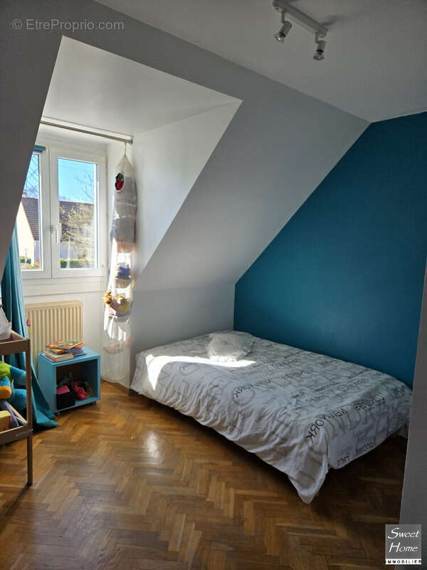 Maison à SAINT-REMY-LES-CHEVREUSE