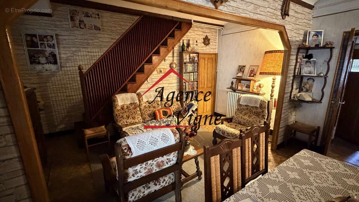 Maison à SAINT-FLORENT-SUR-AUZONNET