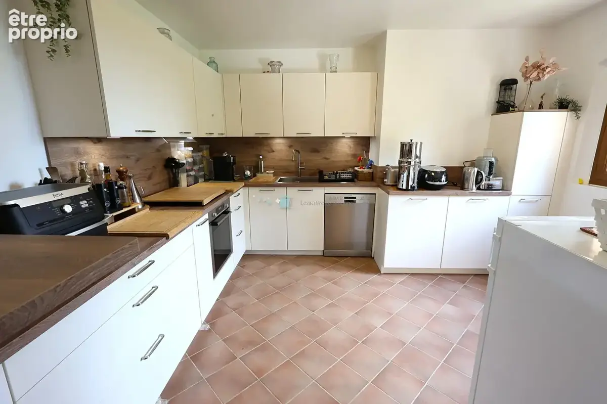 Maison 135 m² avec 2 mazets en pierre et bassin aperçu mer - photo 14