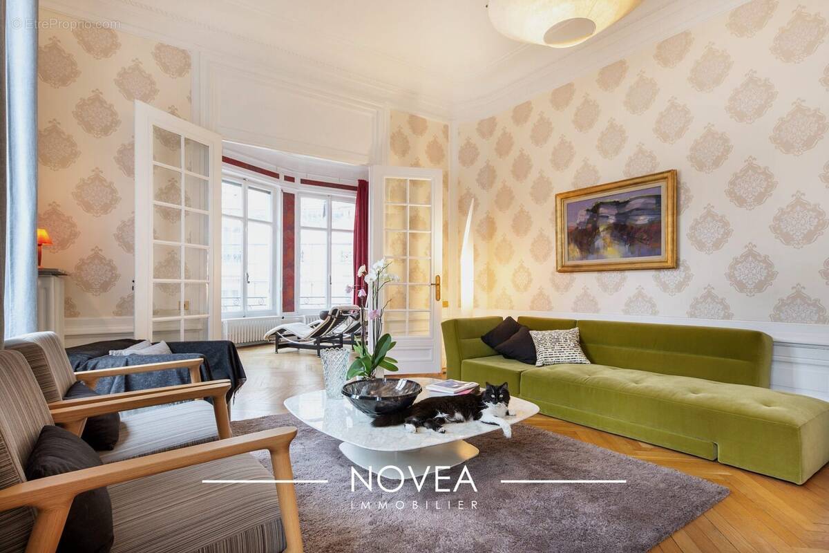 Appartement à LYON-6E