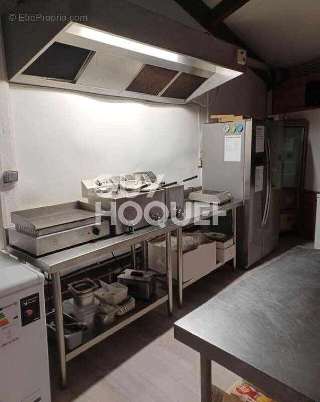 Commerce à SAINTE-MARIE