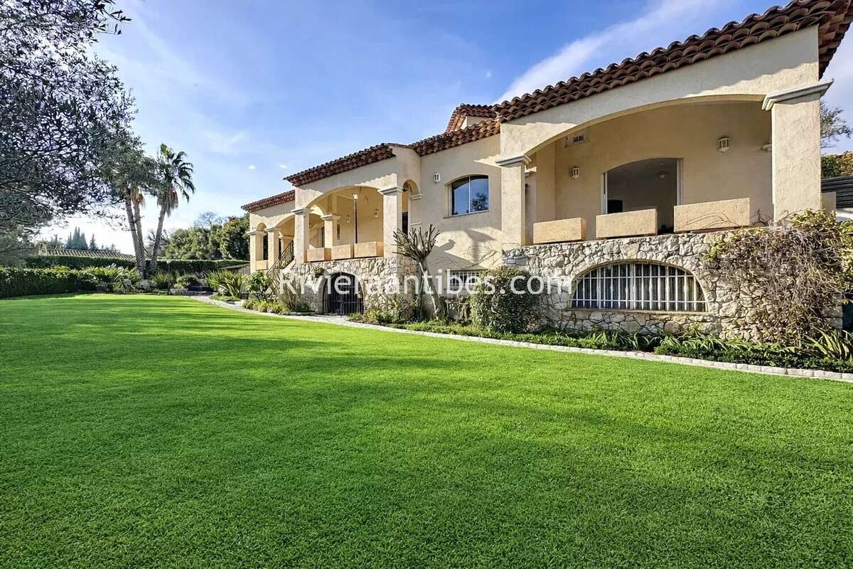 Maison à ANTIBES