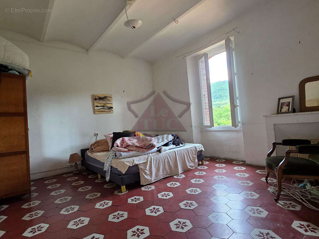 Maison a rennover - photo 8