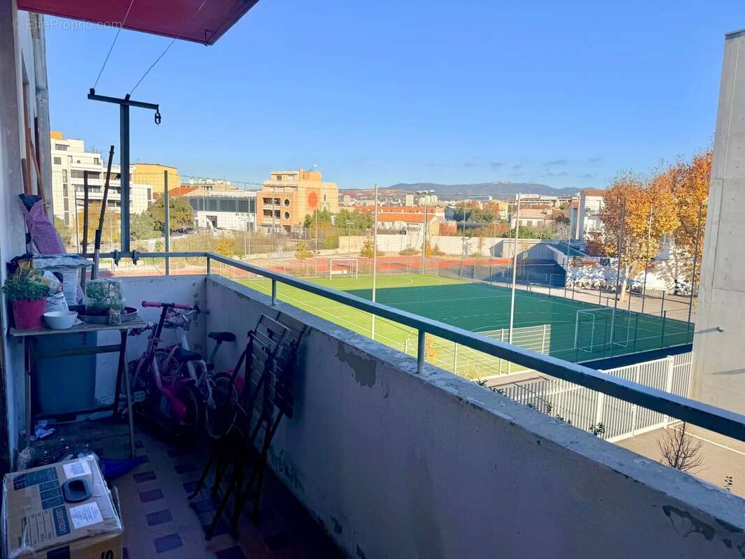 Appartement à MARSEILLE-3E