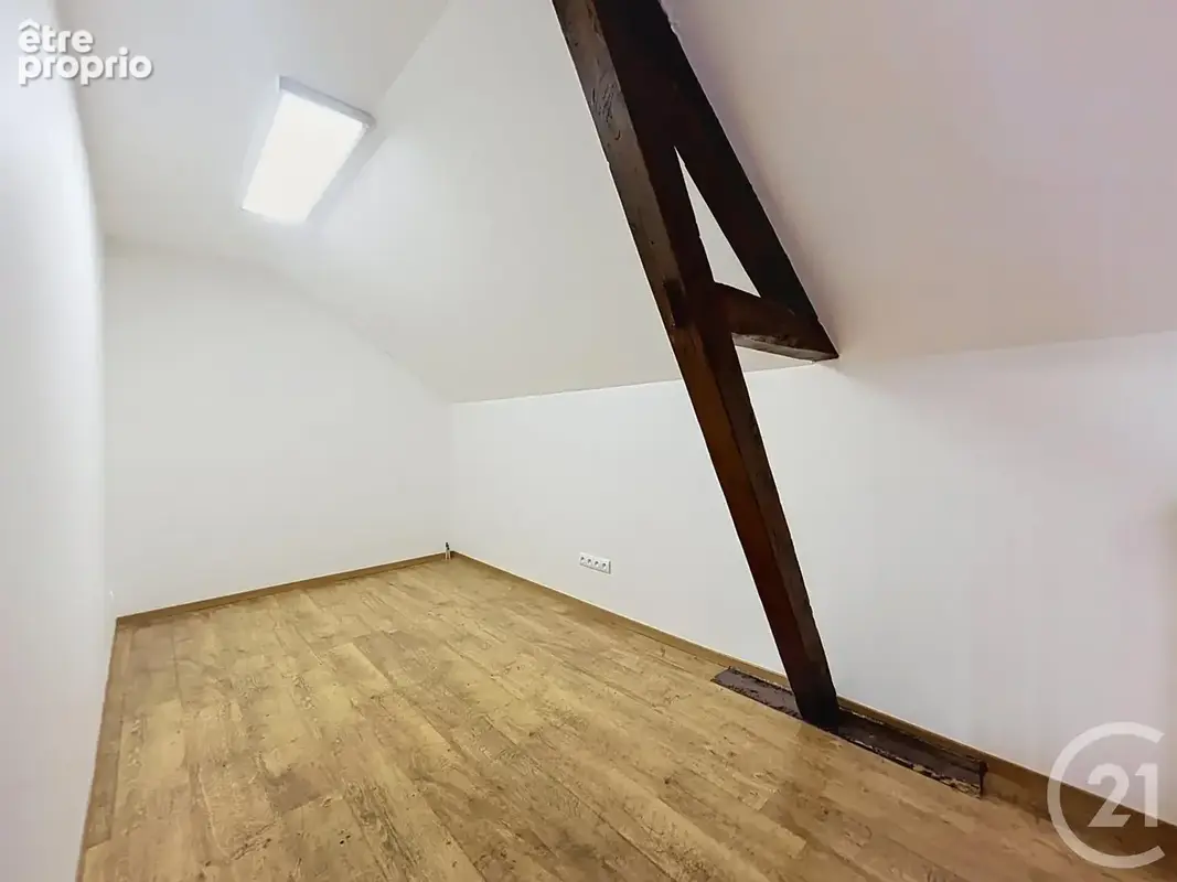 Maison 154 m² à Bouranton  - photo 12