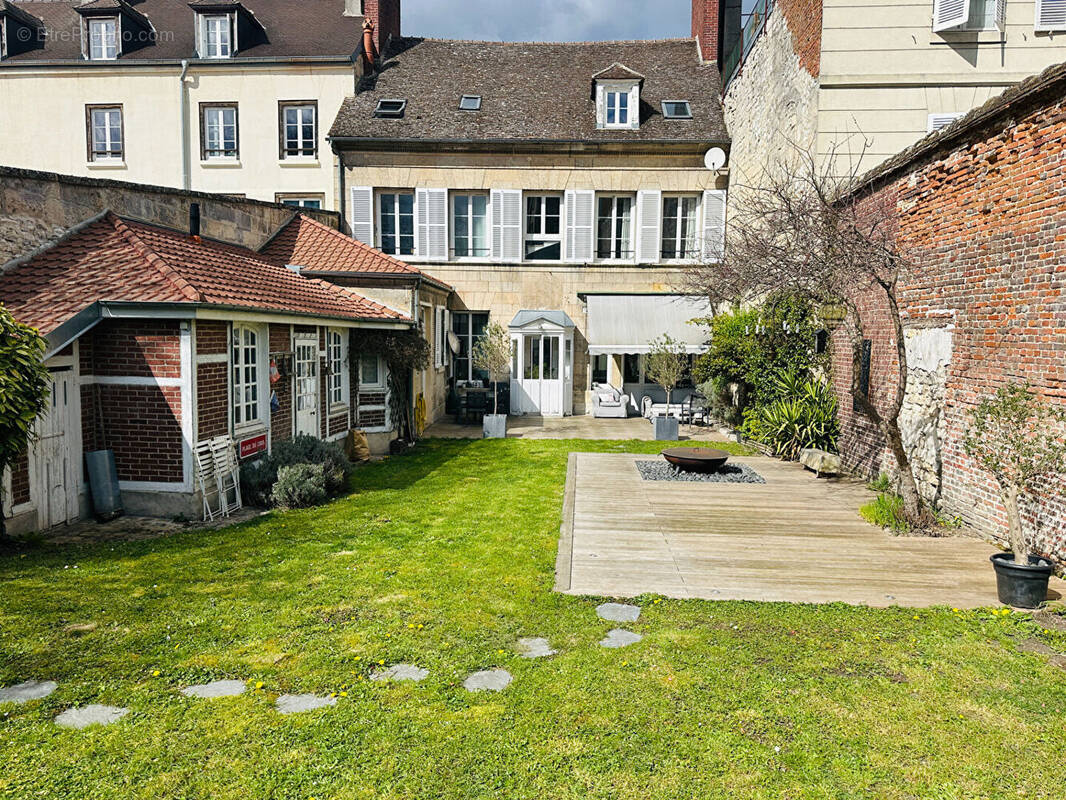Maison à COMPIEGNE