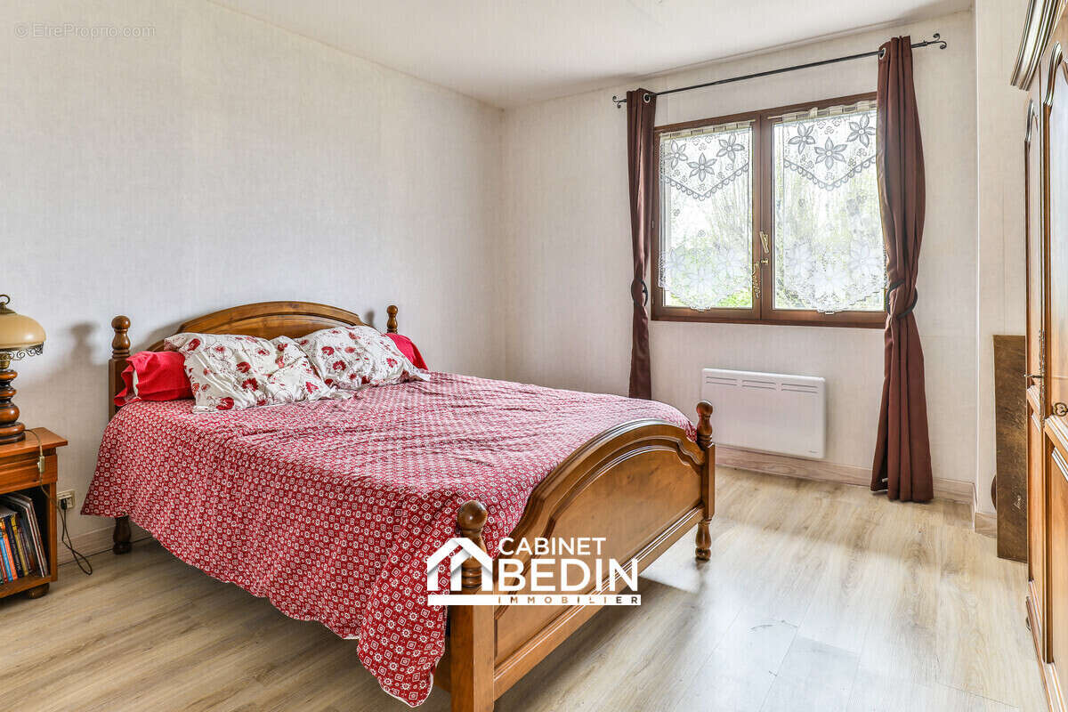 Maison 172 m² à Narrosse  - photo 8