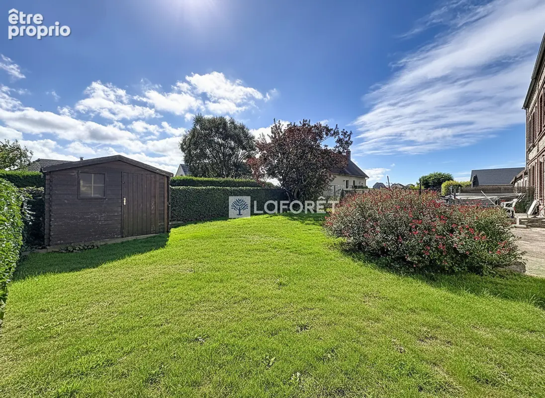 Proche Fécamp Maison mitoyenne brique silex avec terrain annexe - photo 3