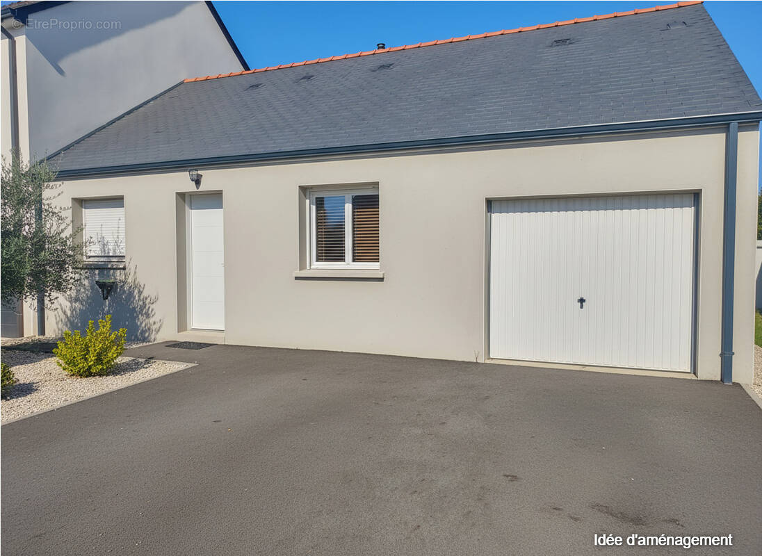 Maison à SAINT-HERBLON