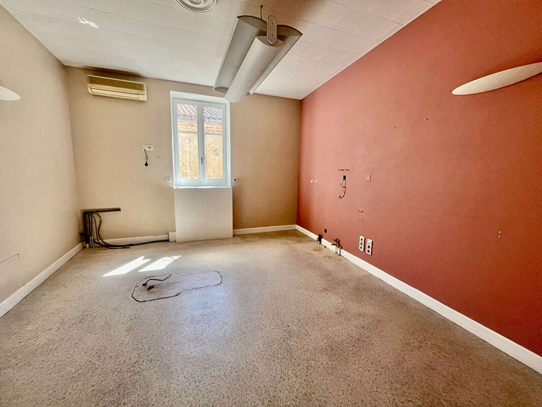 Appartement à SAINTE-LIVRADE-SUR-LOT