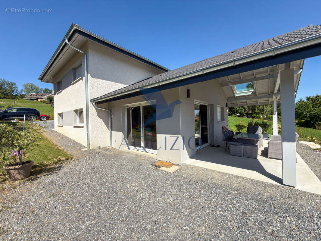 Maison à ETAUX