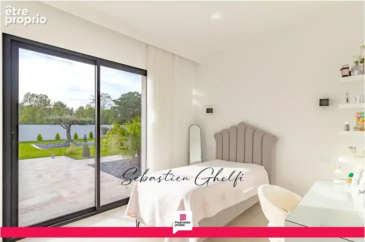 belle maison contemporaine avec 5 chambres-piscine-grand garage - photo 14