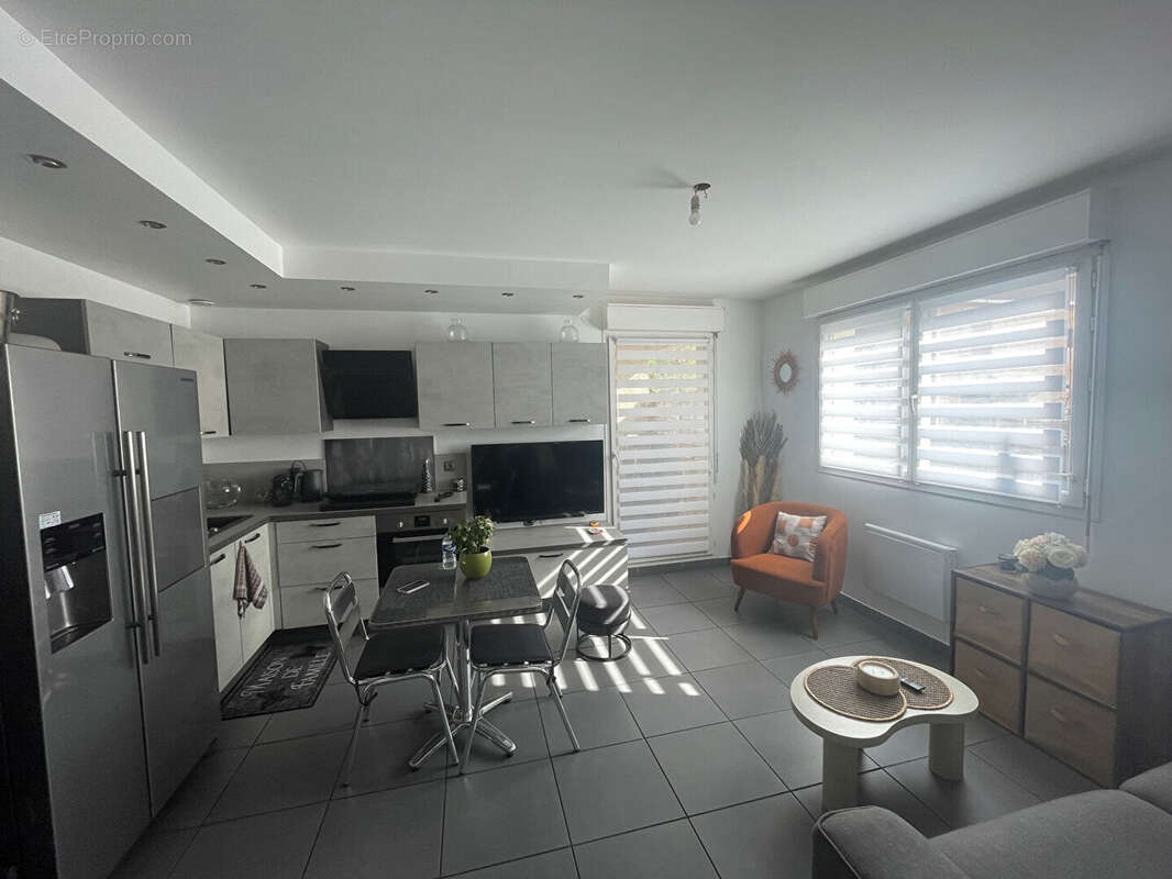 Appartement 32m² à janneyrias - photo 4