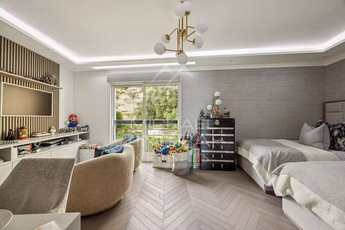 Appartement à ROQUEBRUNE-CAP-MARTIN