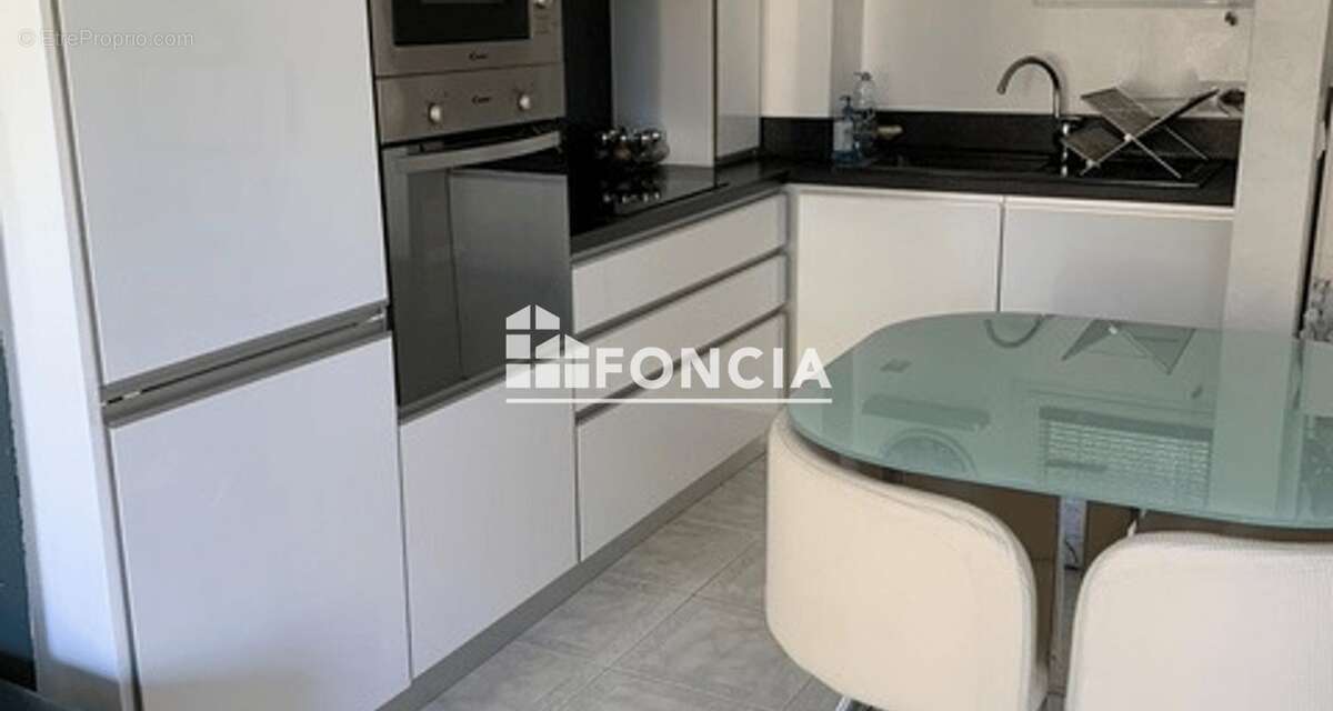 Appartement à MANDELIEU-LA-NAPOULE