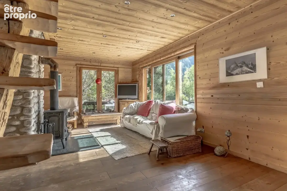 Magnifique petit chalet de charme dans le plus beau village de la vallée - photo 4