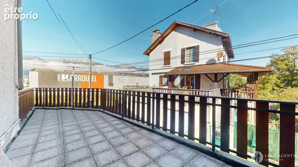Maison T4 de 88m2 avec petit jardin + garage - photo 12