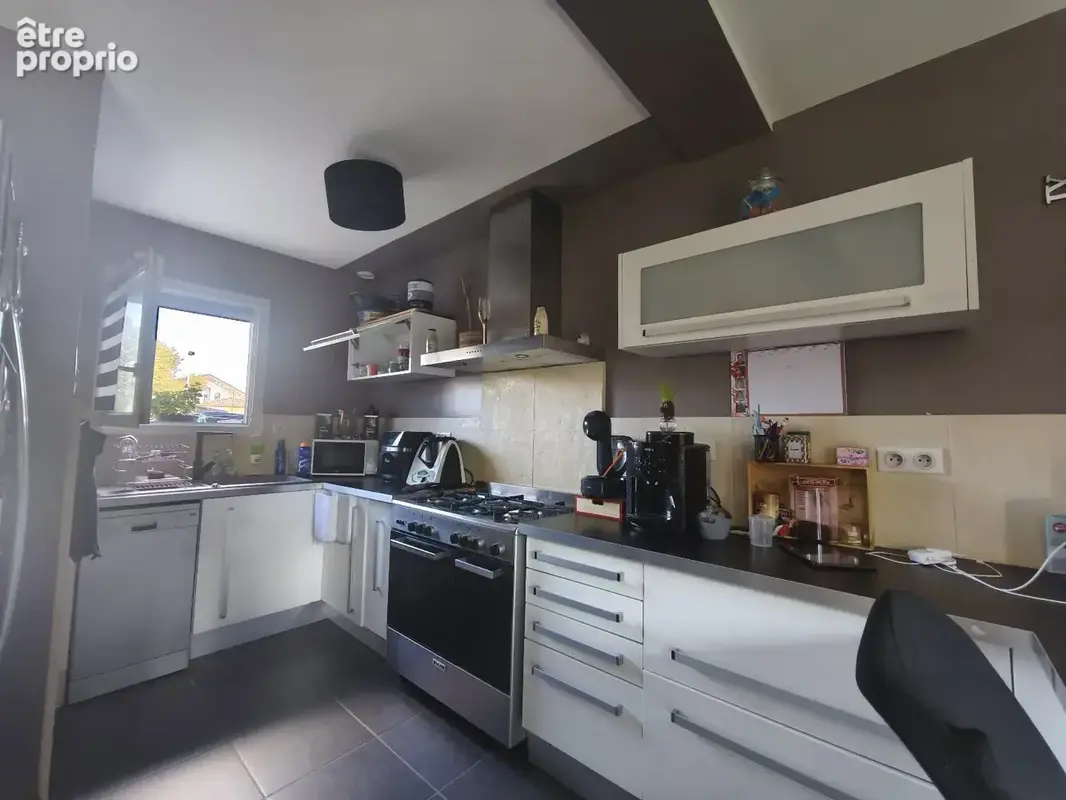 Maison T5 de 92 m²  4 chambres  Saint-Pargoire avec 2 places de parking - photo 3