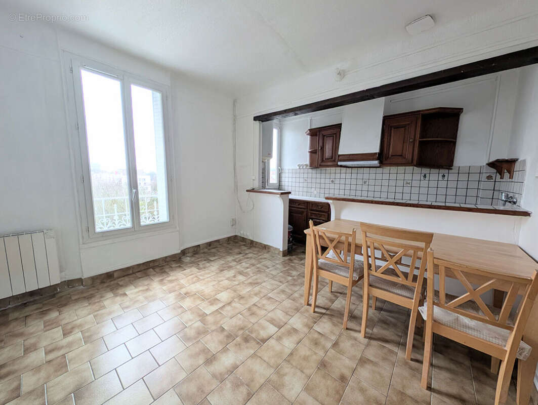 Appartement à ROSNY-SOUS-BOIS