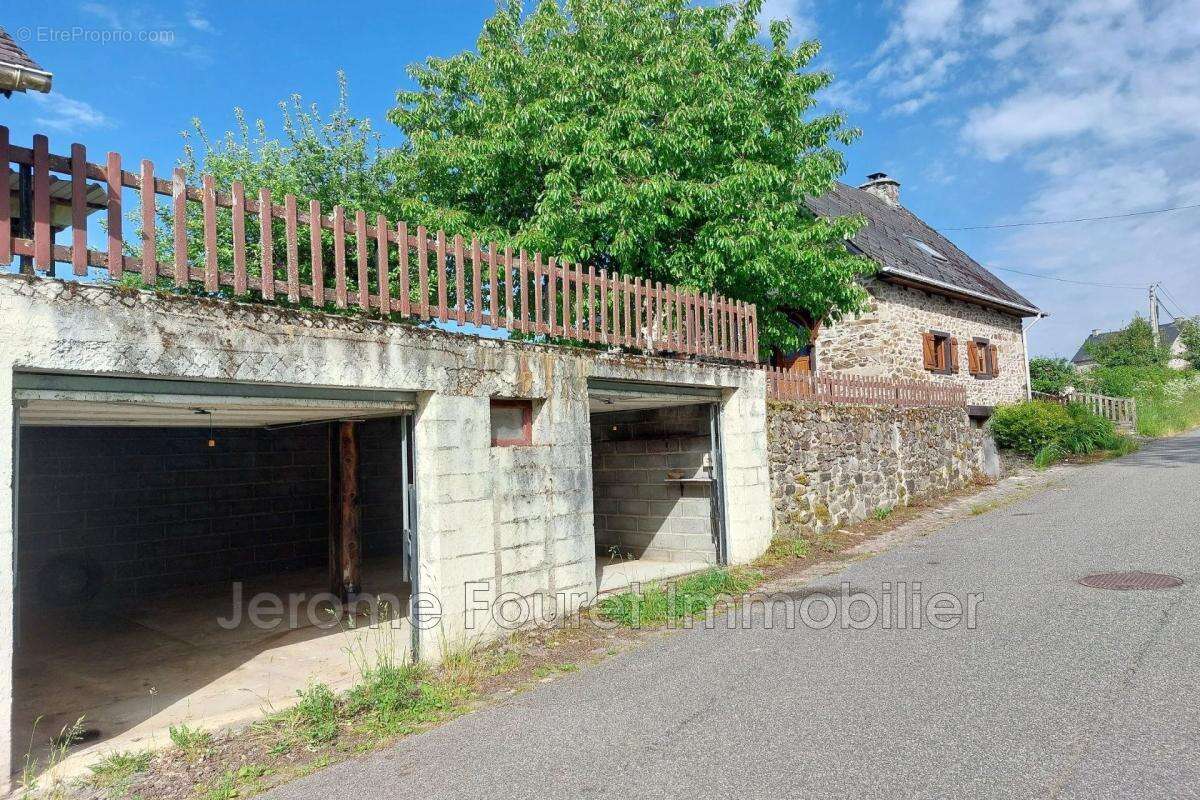 Maison à COURTEIX