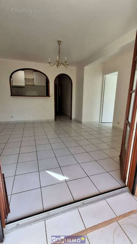 Appartement à LA VALETTE-DU-VAR