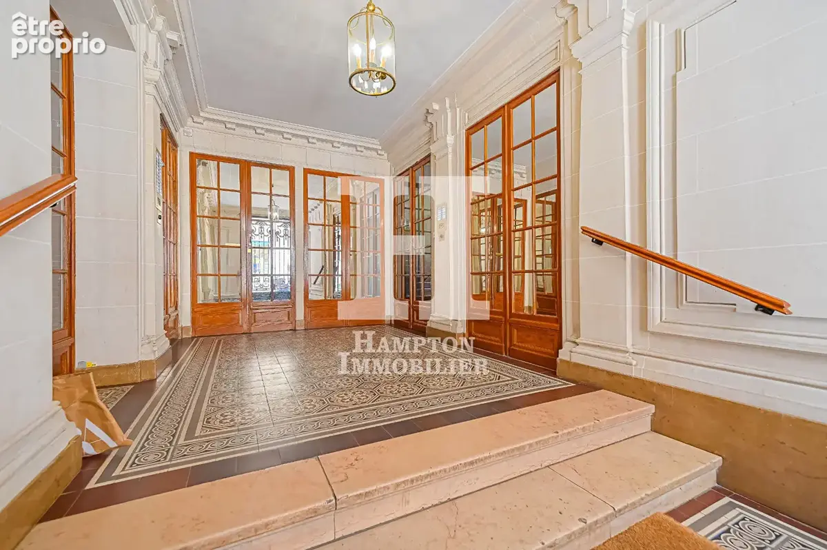 Exclusivité Rue Mariotte / Batignolles. Chambre de 8.24 m2 et 12,15m² au sol - photo 4