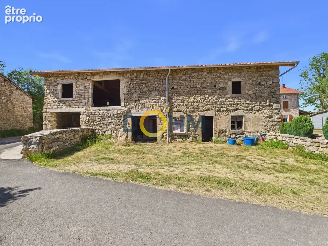 Maison en pierre à rénover   Fort potentiel   Saint-Jean-d'Aubrigoux - photo 4
