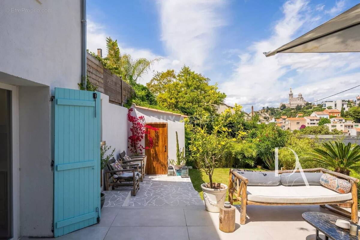 Maison à MARSEILLE-7E