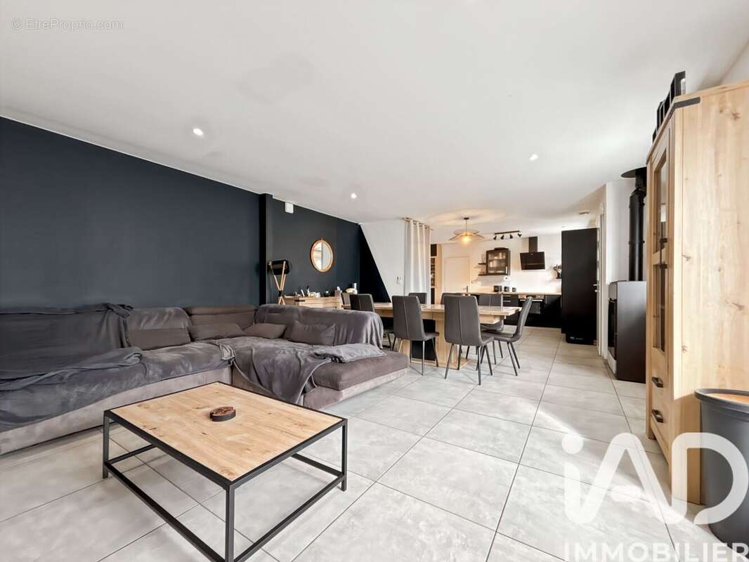 Photo 3 - Maison à SAINTE-SUZANNE