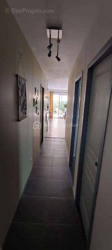 Maison à LACROIX-FALGARDE