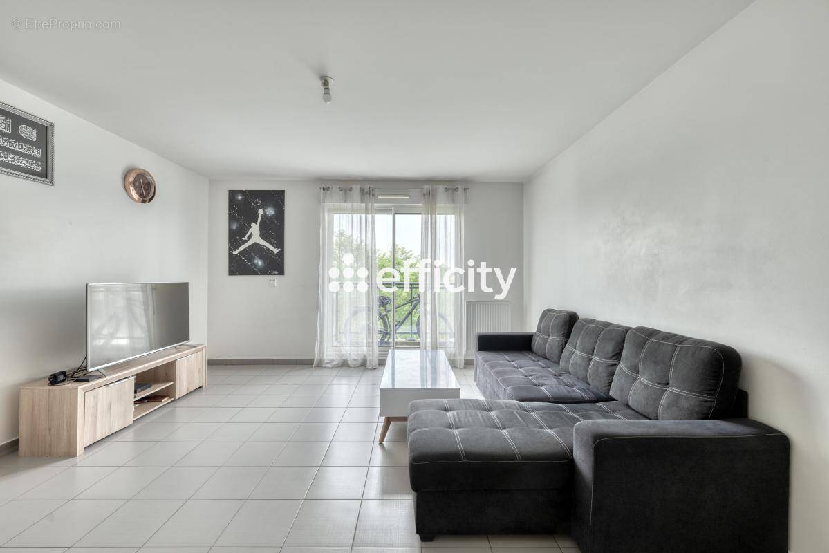 Appartement à CHELLES