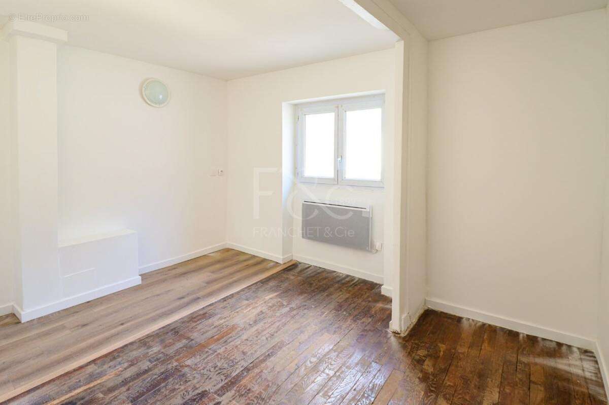 Appartement à LYON-7E