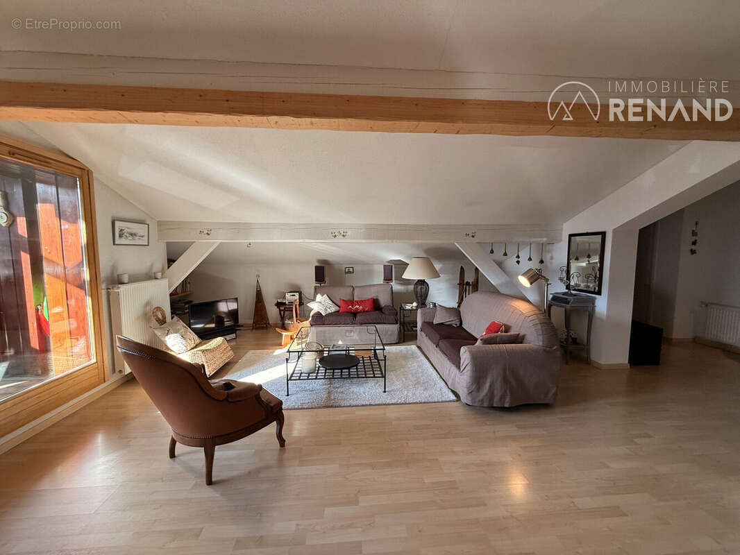 salon  - Appartement à CLUSES