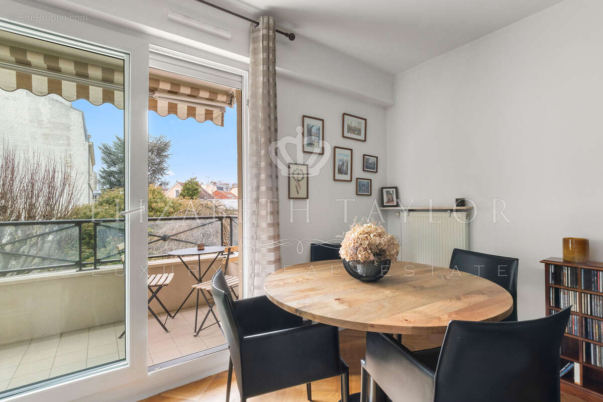 Appartement à LE VESINET