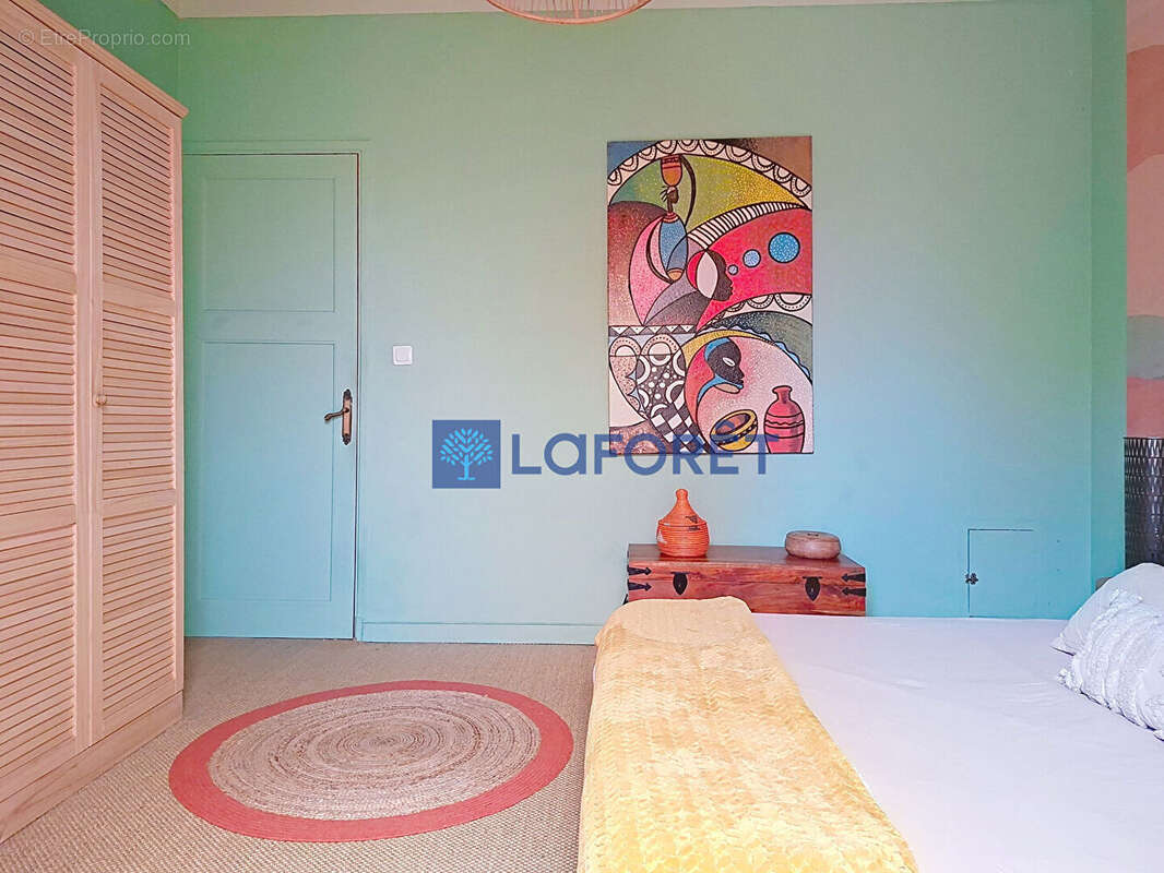 Appartement à LA VALETTE-DU-VAR