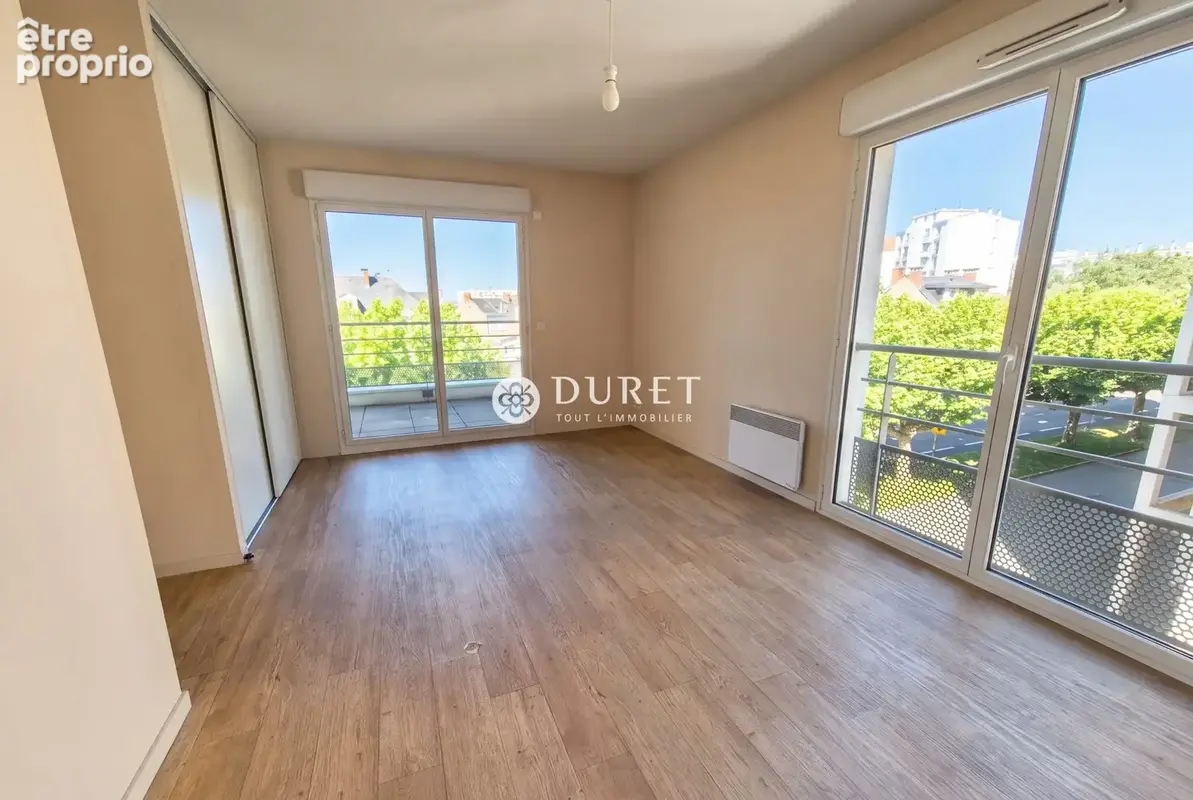Appartement 81 m² à La Roche-Sur-Yon  - photo 3