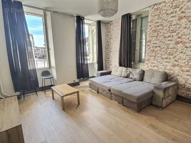 IMMEUBLE avec 3 appartements, une terrasse et un grand garag - photo 12