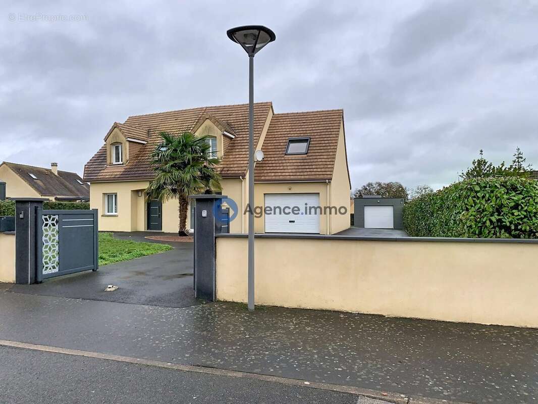 Maison à VOUVRAY-SUR-LOIR