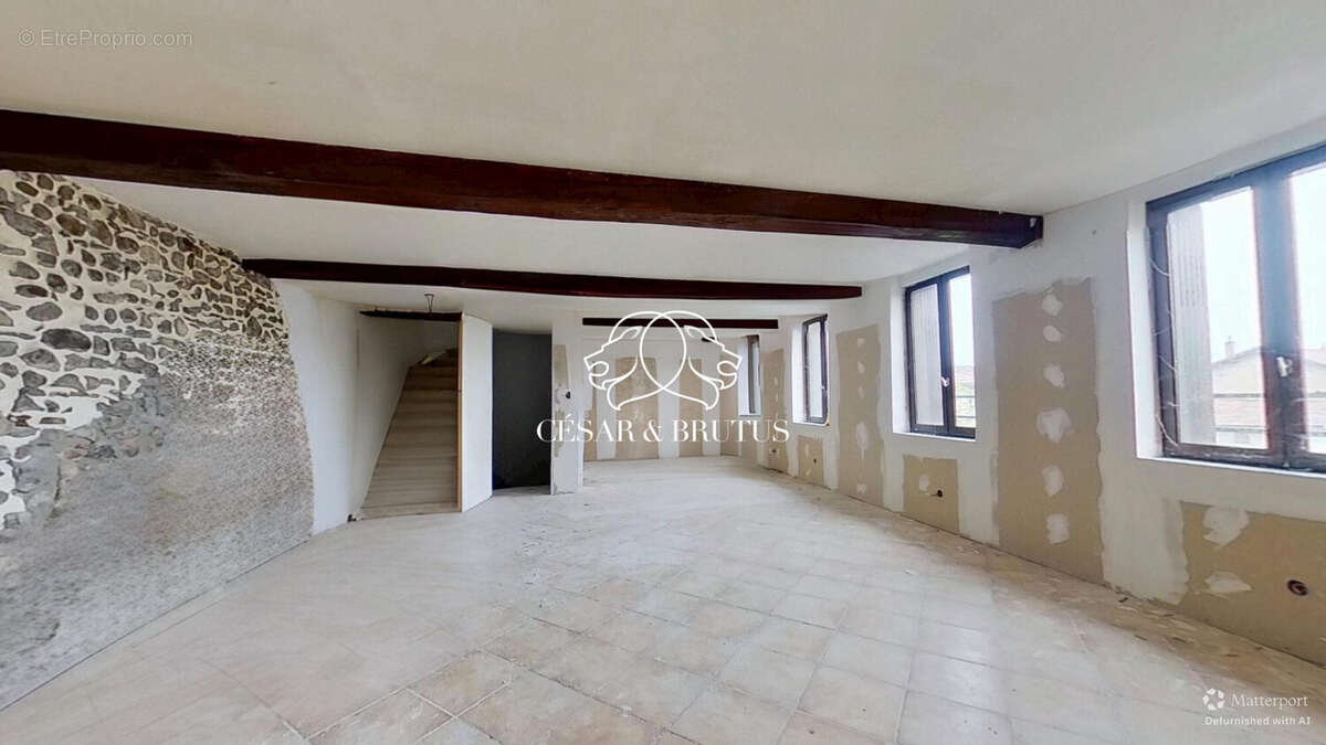 Appartement à HEYRIEUX