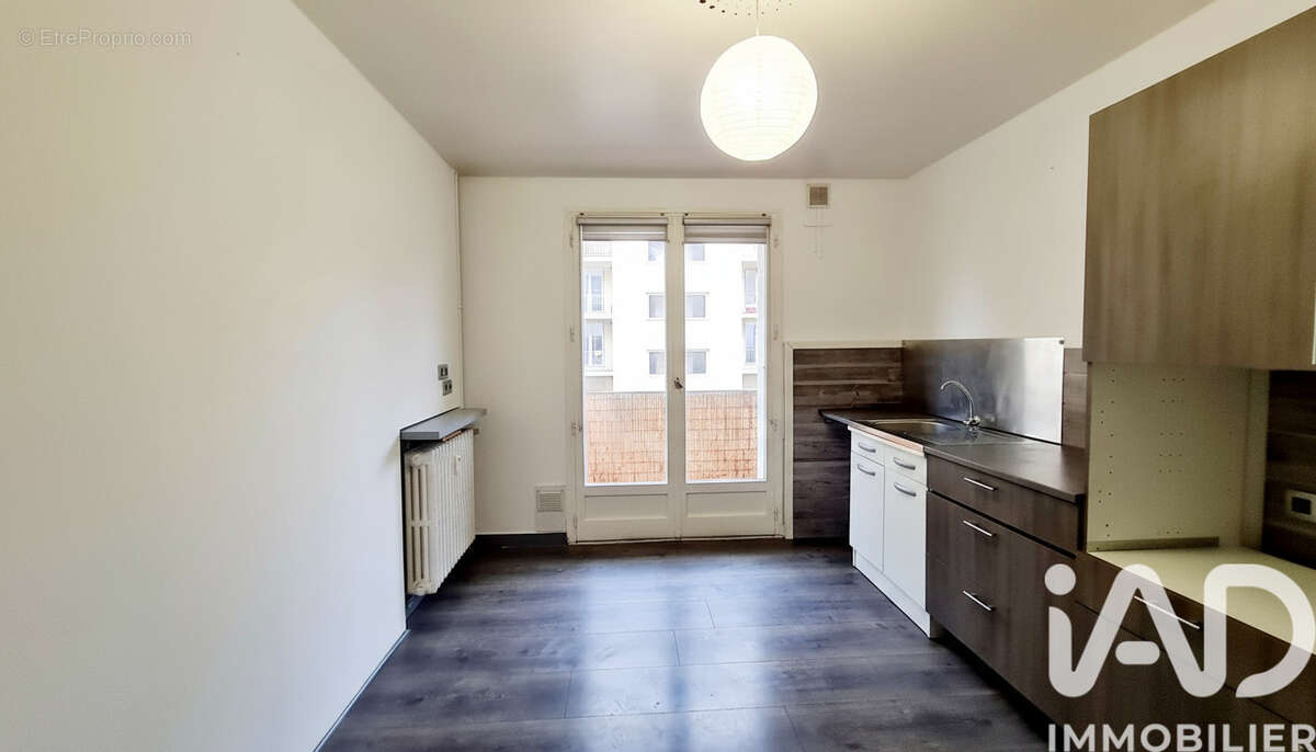 Photo 3 - Appartement à SAINT-ETIENNE
