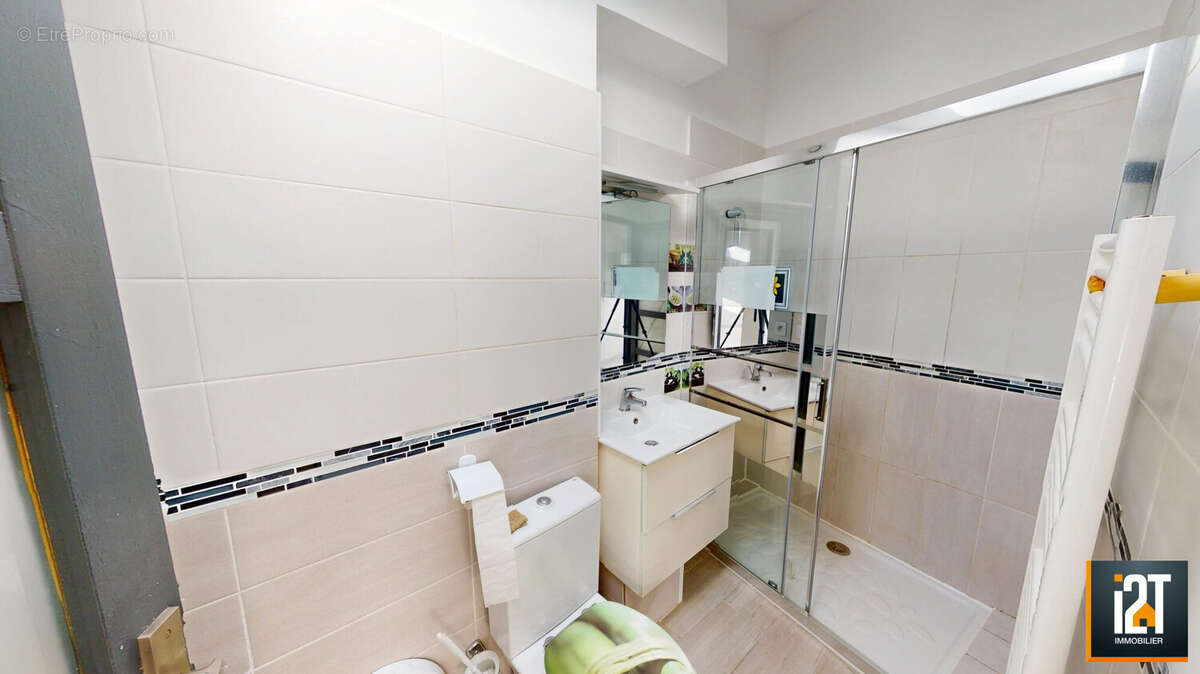 Maison à LA CALMETTE