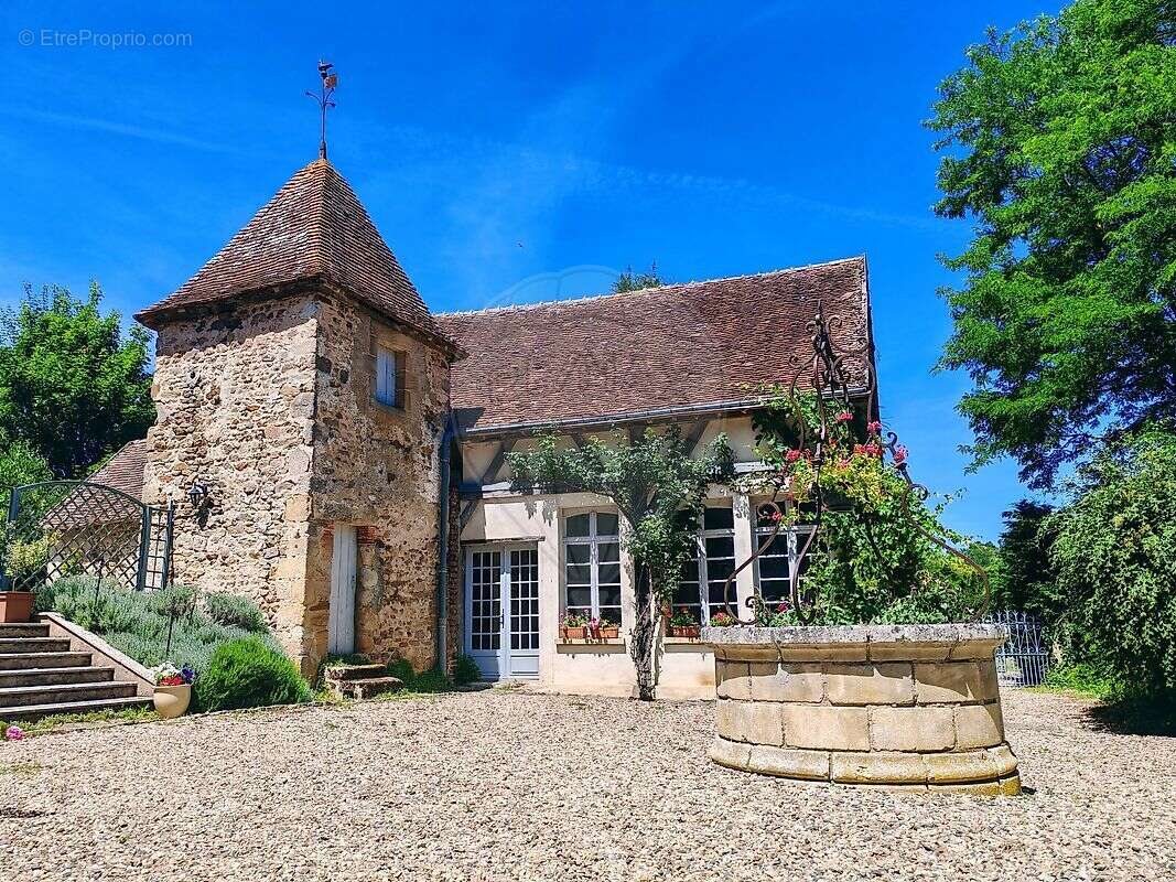 Maison à CERILLY